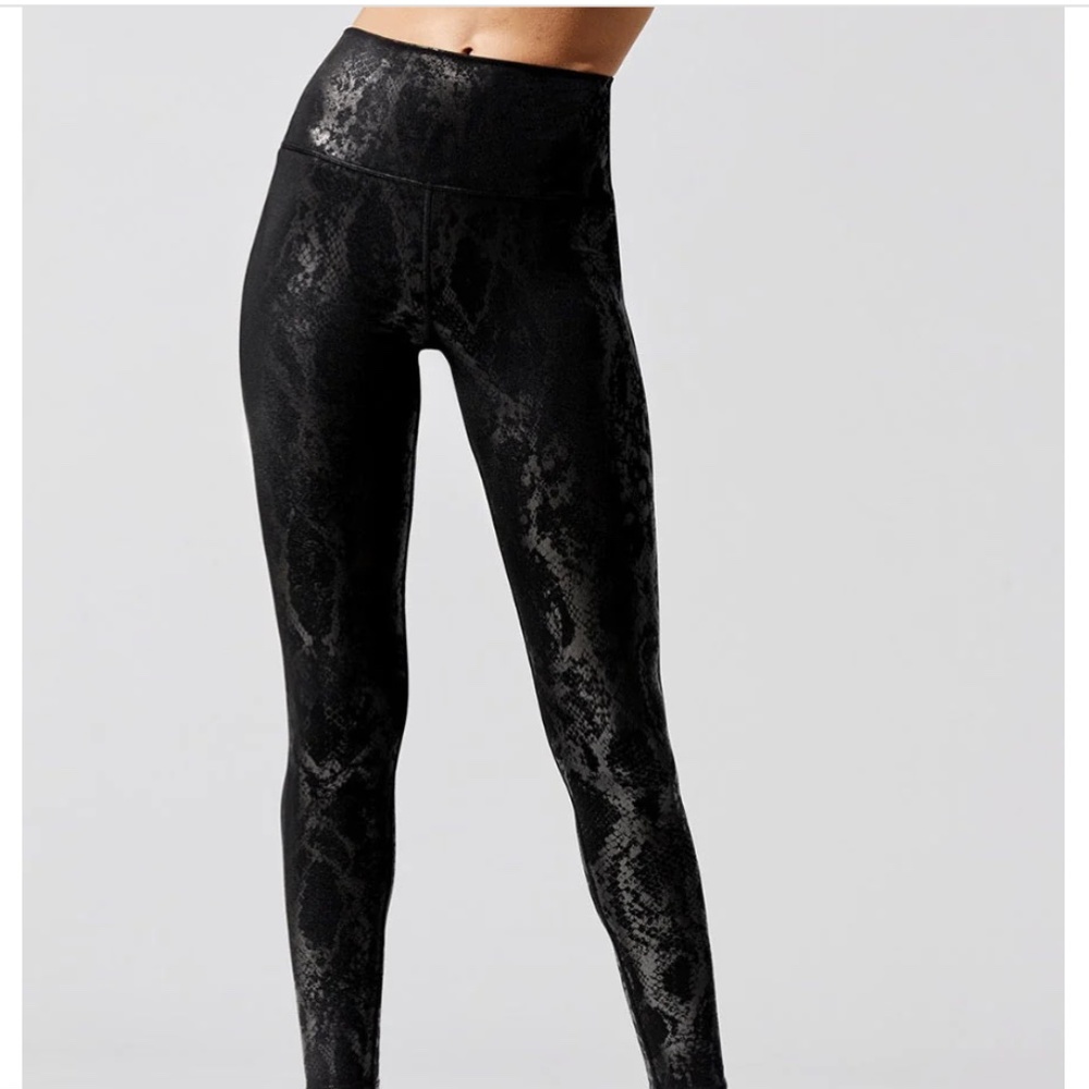 New! Carbon38 Leggings Black & Silver Metallic Sn… - image 4